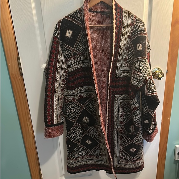 Max port- Geometric Patterned Black and Red Women's sweater cardigan - Picture 1 of 4